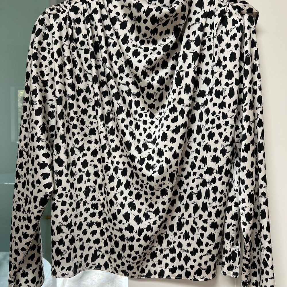 NWT ZARA Black and White Animal Print Women's Top